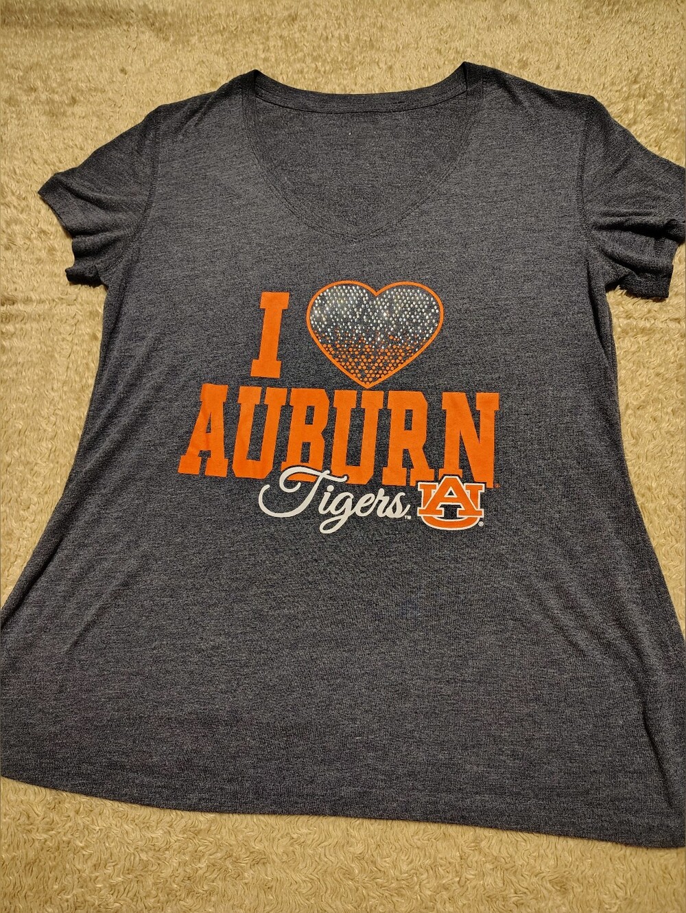 NCAA Auburn Tigers Knights Apparel Women's Short Sleeve T Shirt V Neck Size Lrg